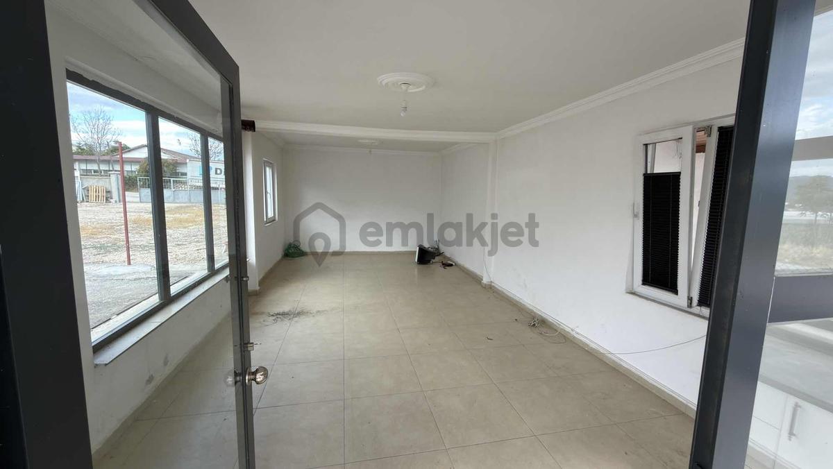 Amasya Kayabaşın Da Kiralık İşyeri Depo - 17