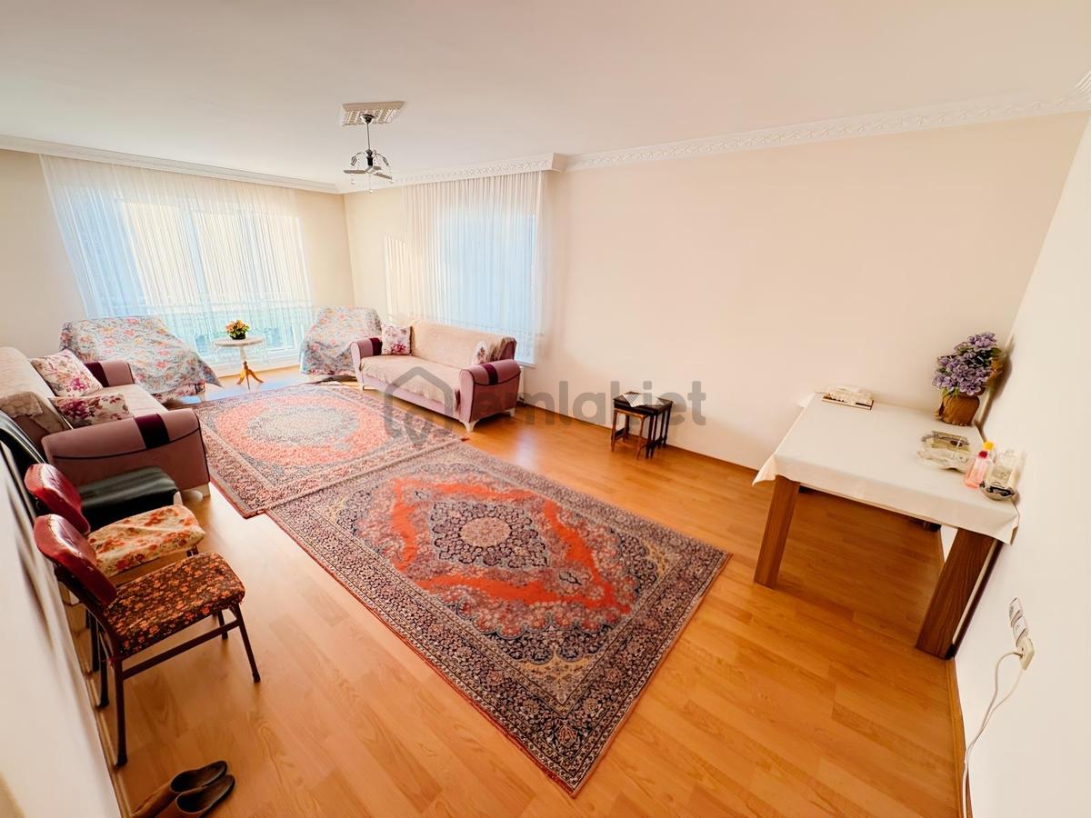 Yıldıztepe'de, 1. Kat, 140 M2, 3+1, Çok Geniş Daire! - 23