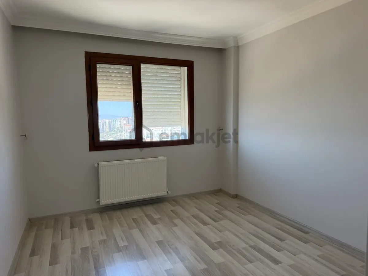 Çiğli'de Şehir Manzaralı Ferah 2+1 Kiralık Daire - 19