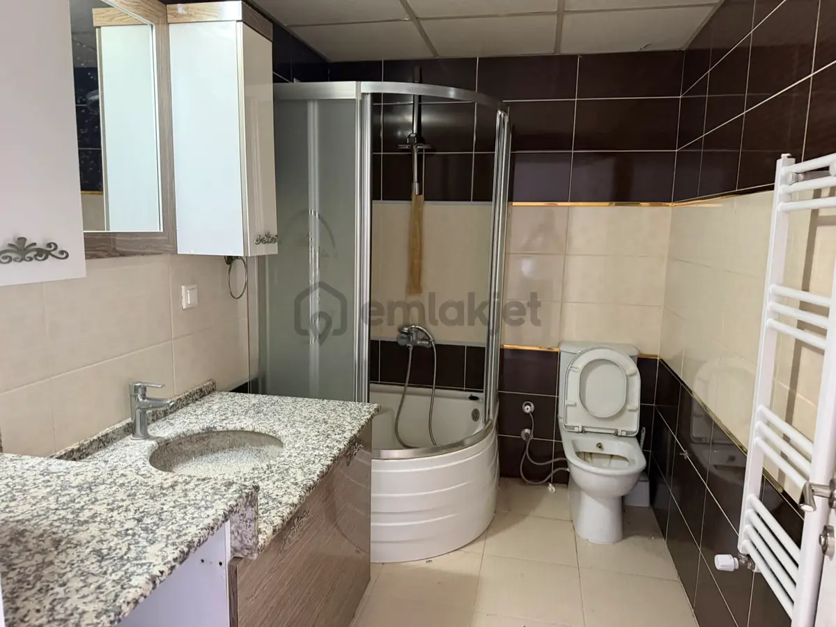 Çiğli'de Şehir Manzaralı Ferah 2+1 Kiralık Daire - 26