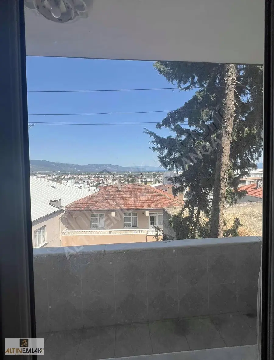 Altın Emlaktan Göl Manzaralı Daire - 7