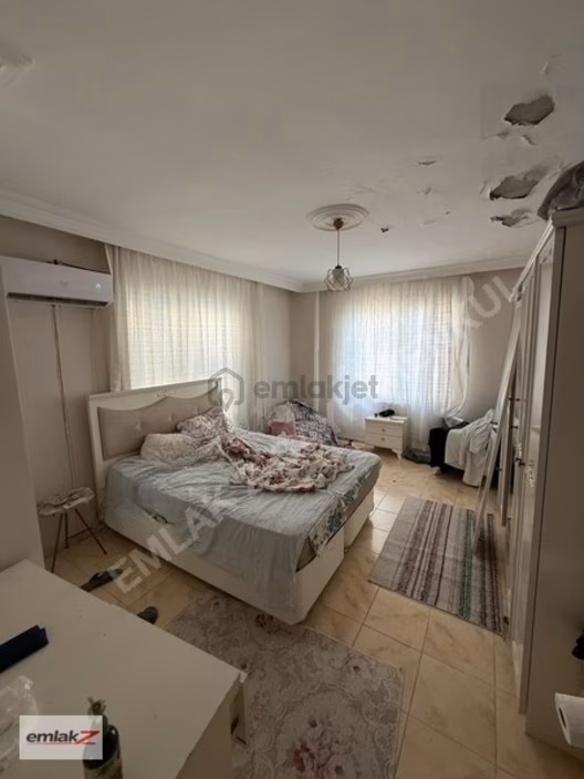Karaduvarda Satılık 3+1 Daire, 130m², Merkezi Konum - 25