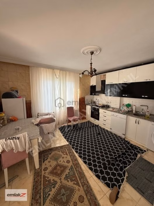 Karaduvarda Satılık 3+1 Daire, 130m², Merkezi Konum - 15