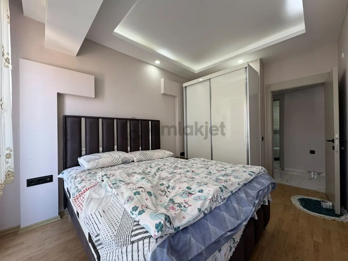 Altıntaş'ta İskanlı Arakat 2+1 Daire - 15