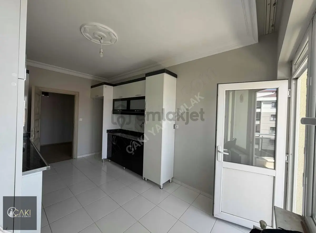 Çakı Yapı Emlaktan Selimbey Mahallesinde Kiralık 3+1 Daire - 13