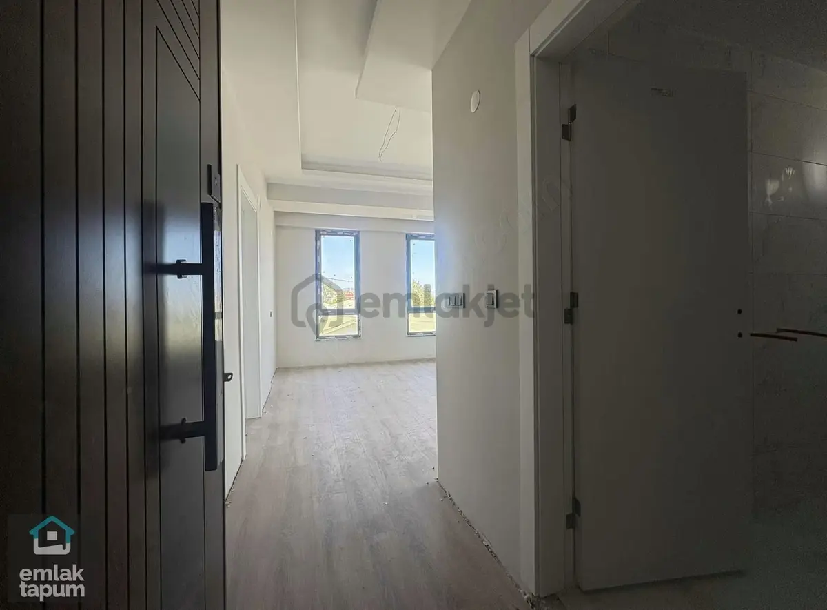 Dolunayda Deniz Manzaralı 1+1 Satılık Daire Fırsatı - 2
