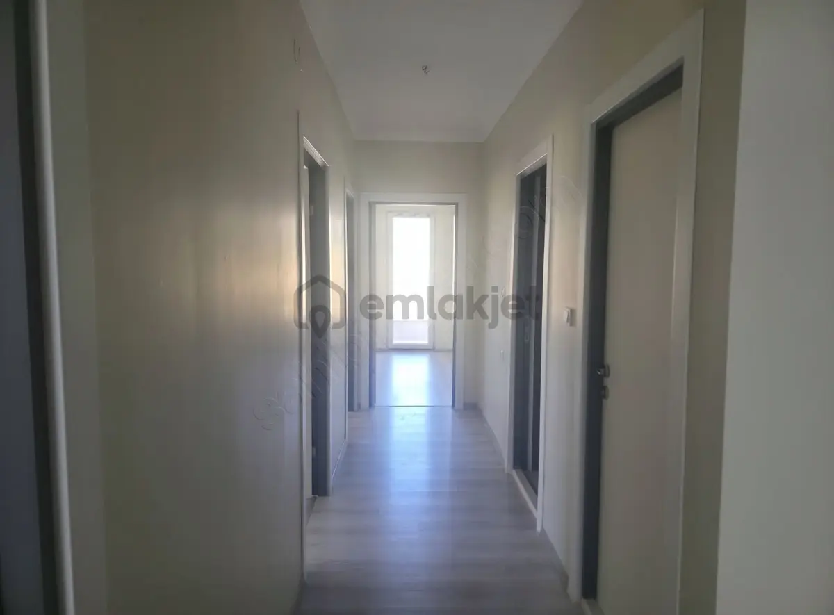 Şen Emlaktan Şehitlikte Kiralık 4+1 Daire - 6