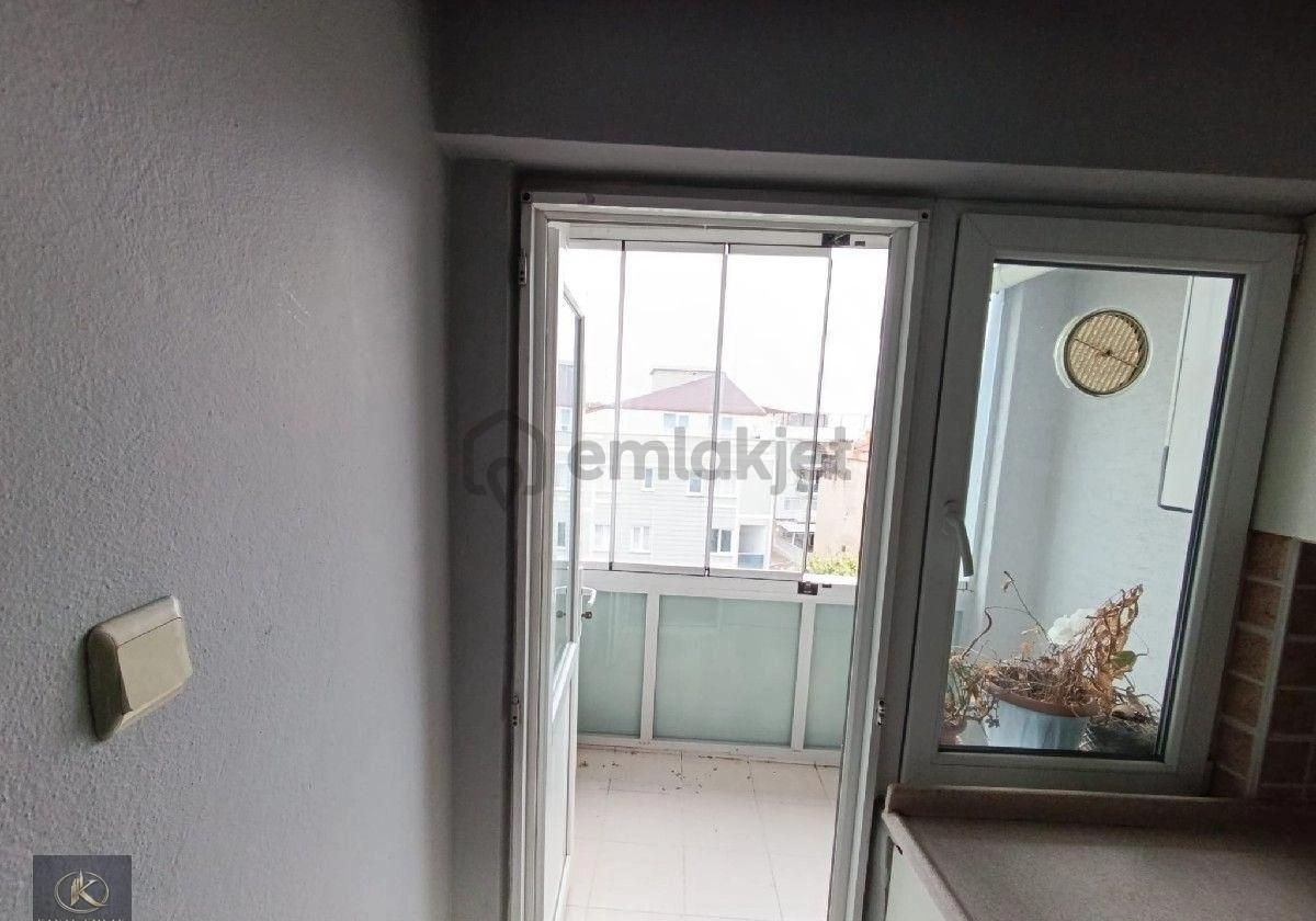 Mudanya Merkezde 2+1 5 Kat Kiralık Daire - 7