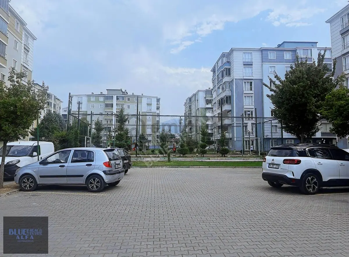 Millet Mahallesinde Site İçerisinde Kiralık 3+1 Daire - 18