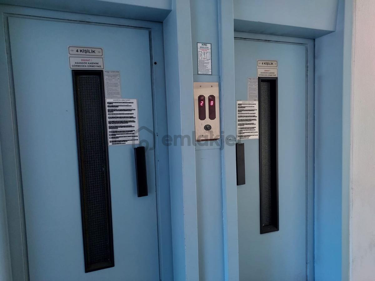 Ulus Çankırı Caddesinde 8 Katli Komple Ticari Bina - 19
