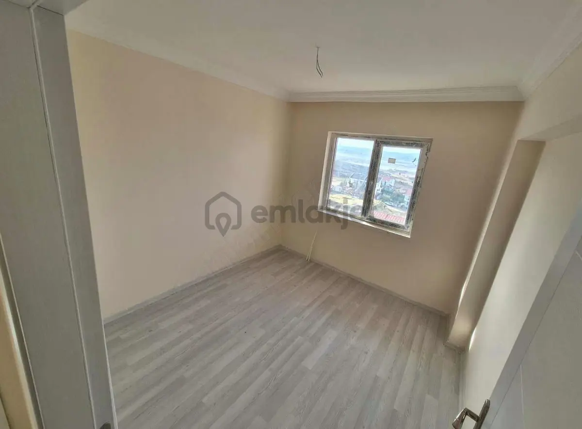 Ana Cadde Yakını Geniş Daire - 3