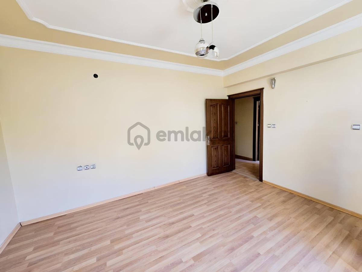 Hakev'den Malazgirtte Kiralık Geniş 3+1 Daire - 9
