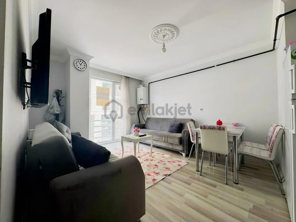 Van Yapı Emlak'tan Terzioğlu Apt'da Satılık 1+1 Eşyalı Daire - 7