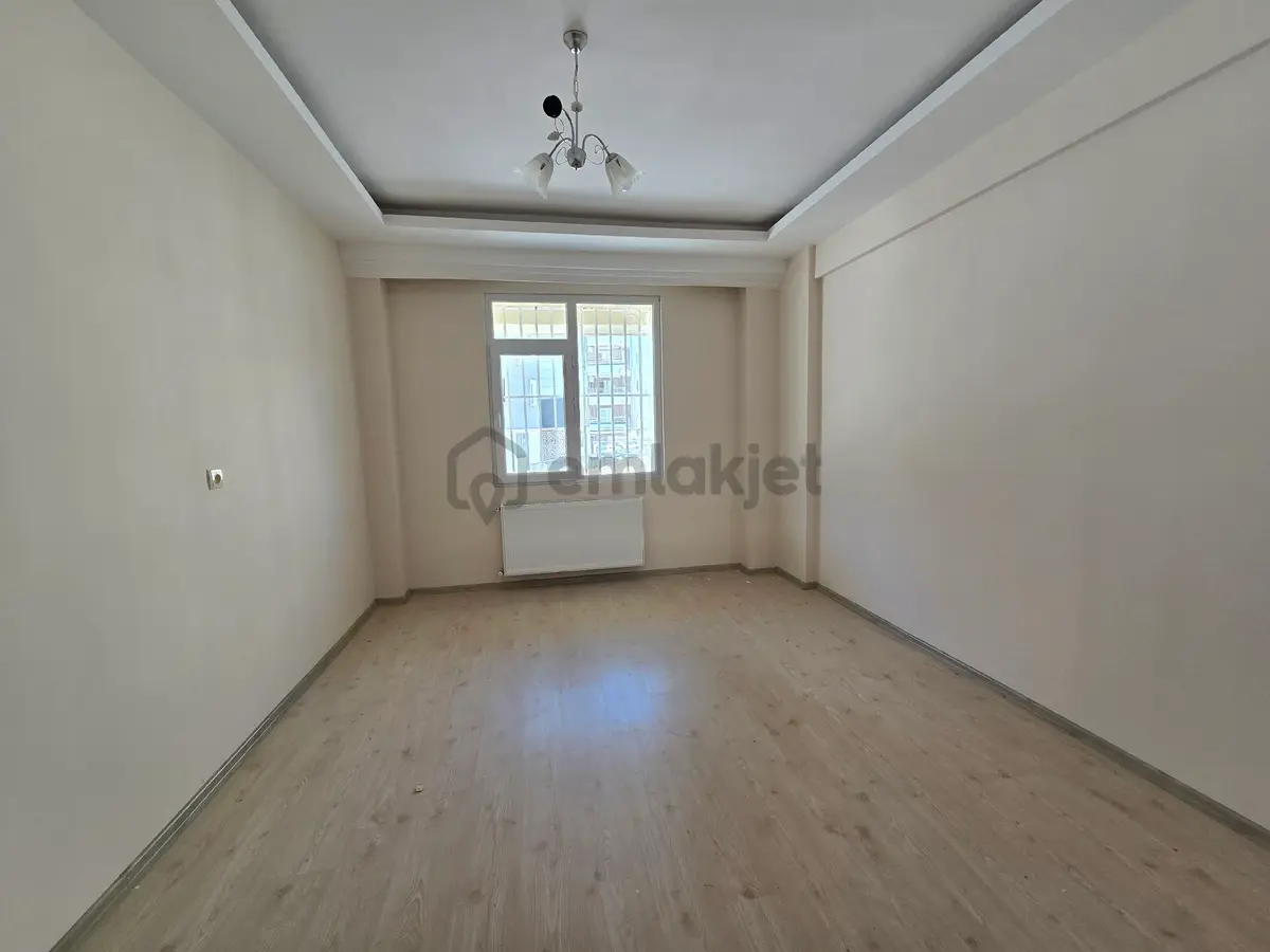 Kiralık 3+1 Daire - 5