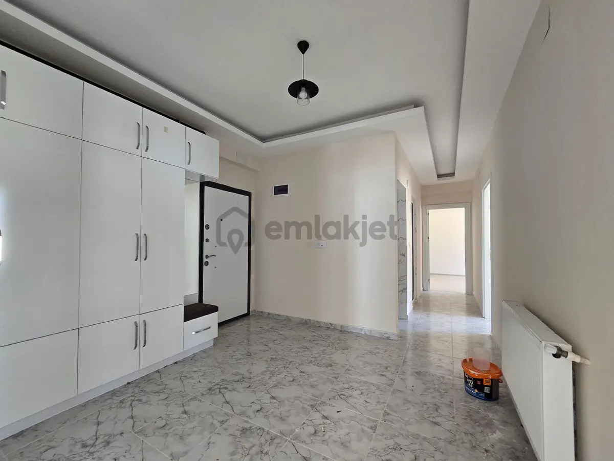 Kiralık 3+1 Daire - 13