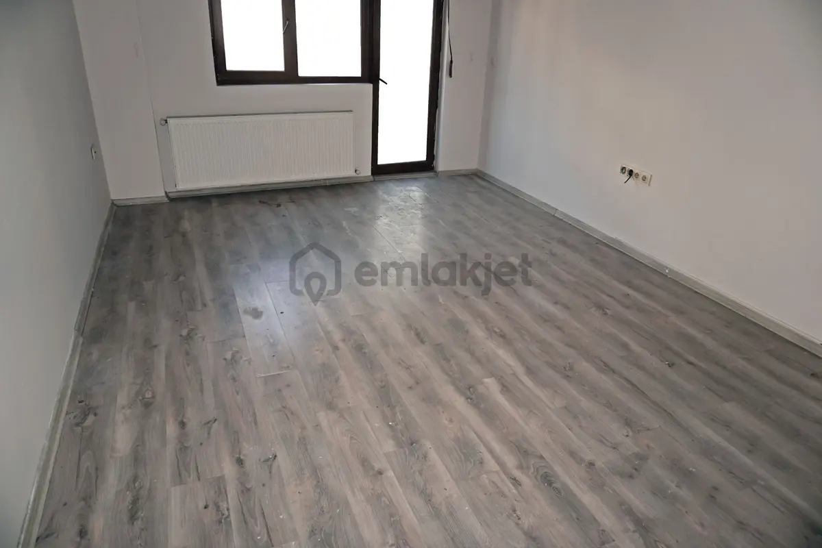 Küçükçiğli De Satılık3+1 Ebevynbanyolu+doğalgaz+balkon+asansörlü - 7