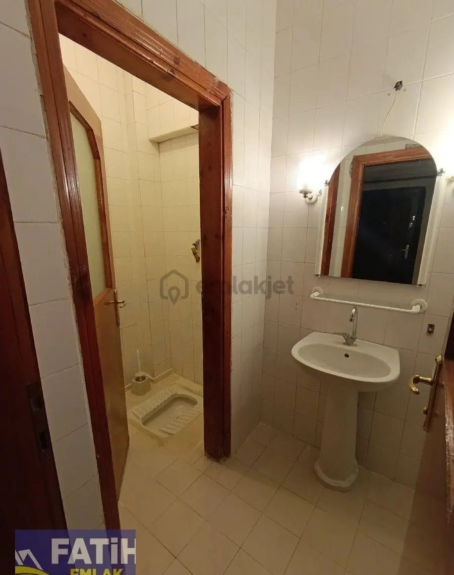 Halil Ağa Mah Kale Yolunda Kiralık 3+1 Daire - 6