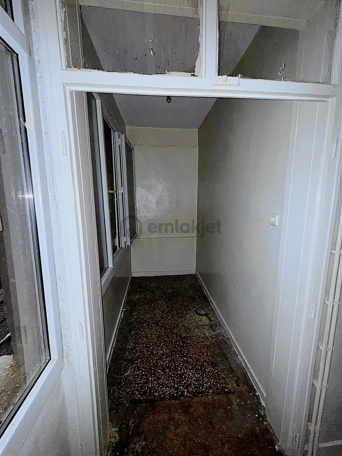 İstiklal Mahallesi 2 Katlı Mustakil Ev - 14