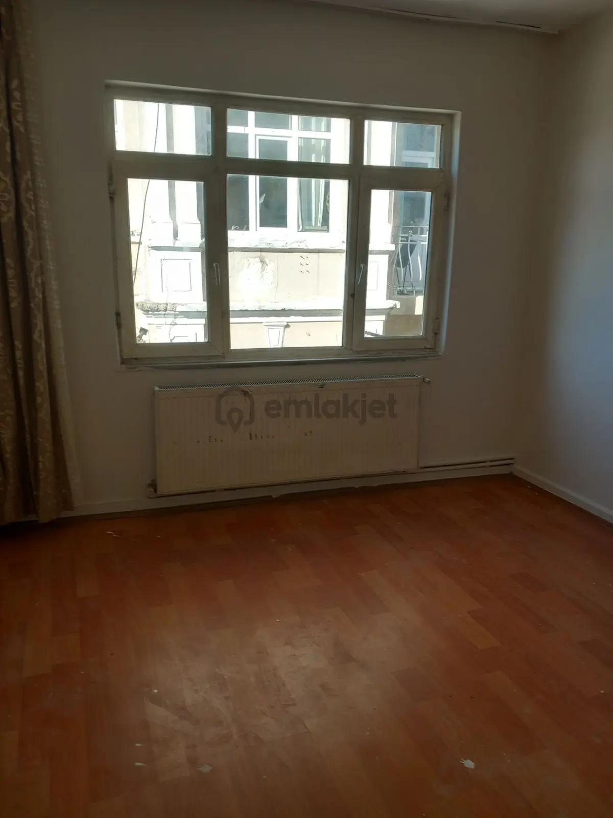 Sahibinden Beyoğlu Aynalı Çeşme De 1+1 Daire - 3