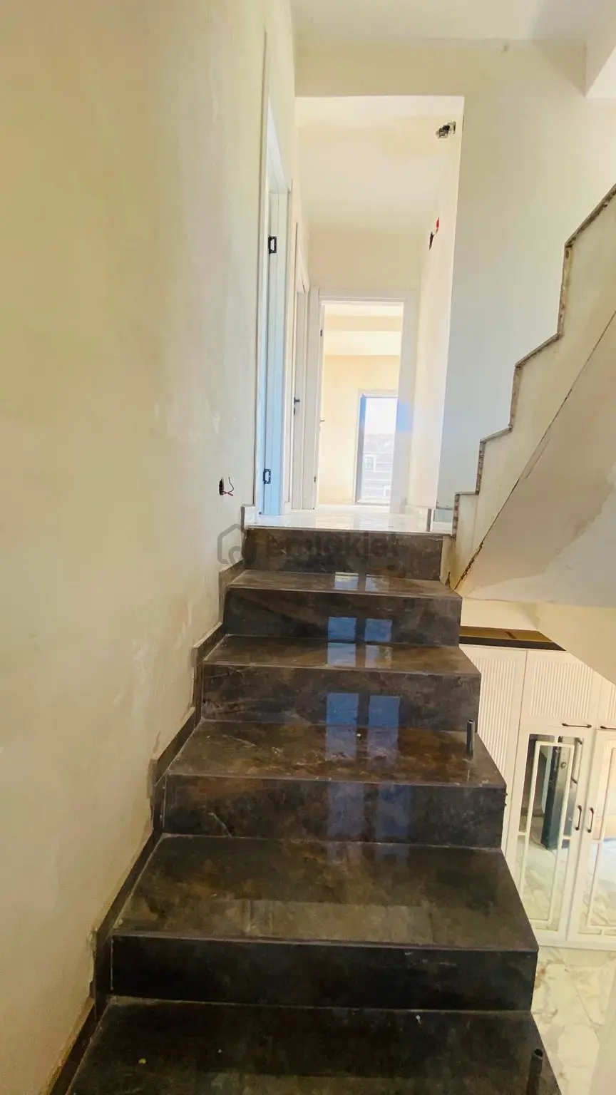 Erdemli Güçüşte Satılık Deniz Manzaralı Villa - 16