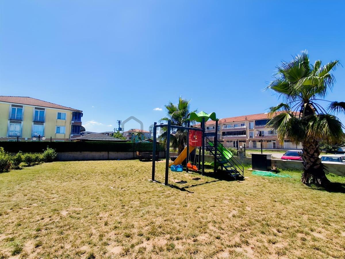 Karasuda Havuzlu Sitede Satılık Eşyalı 2+1 Daire - 17