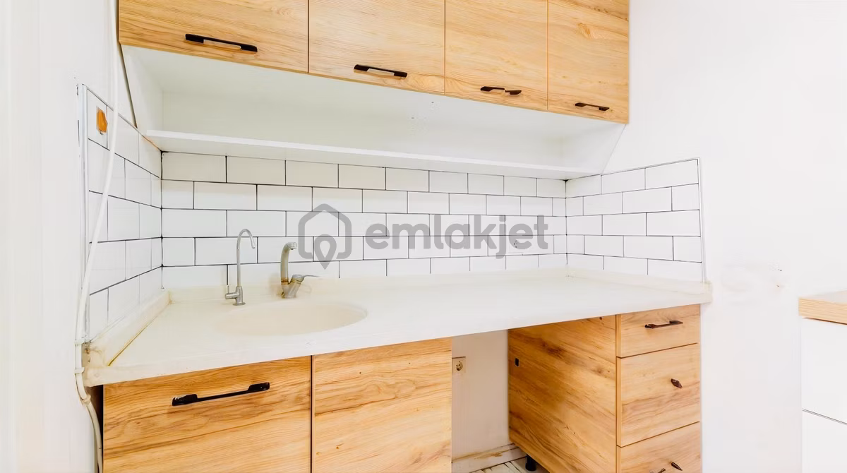 Urla Merkezde Mükemmel Konumda Devren Kiralık Cafe - 19