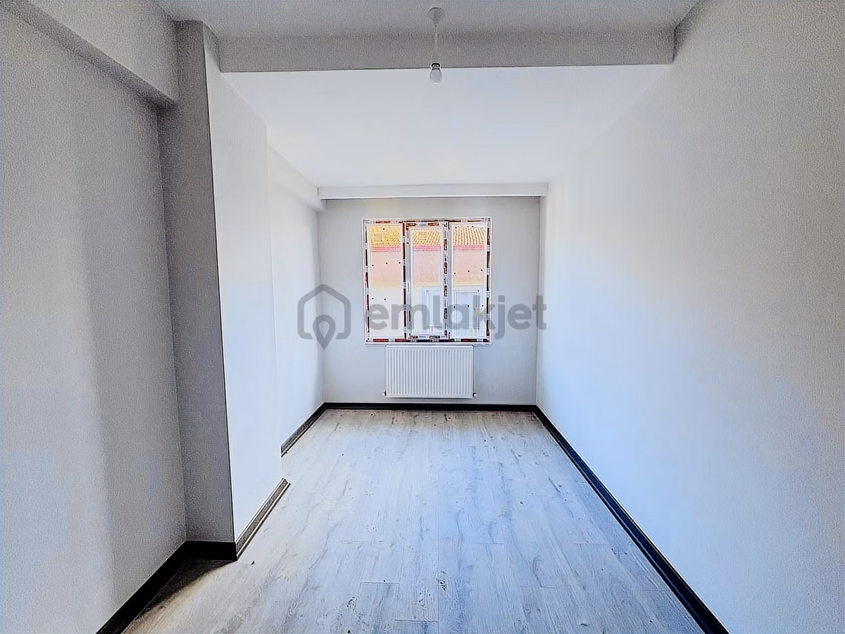Güven'den Avm Ve Okullar Bölgesinde İskan Ebeveynli 3+ 1 Daire - 10