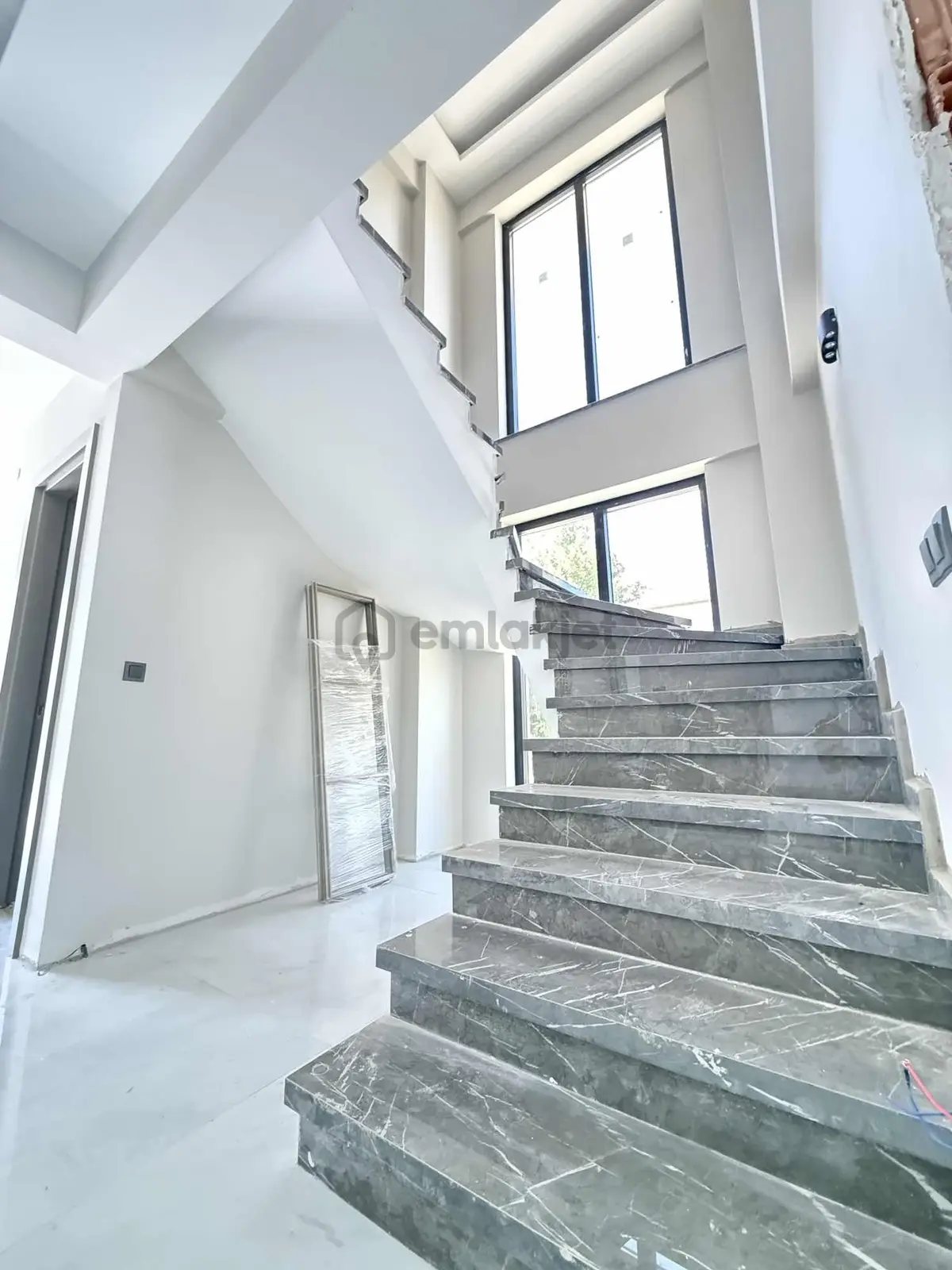 Serdivan Aralık'ta Satılık 5+1 Lüks Villa - 23