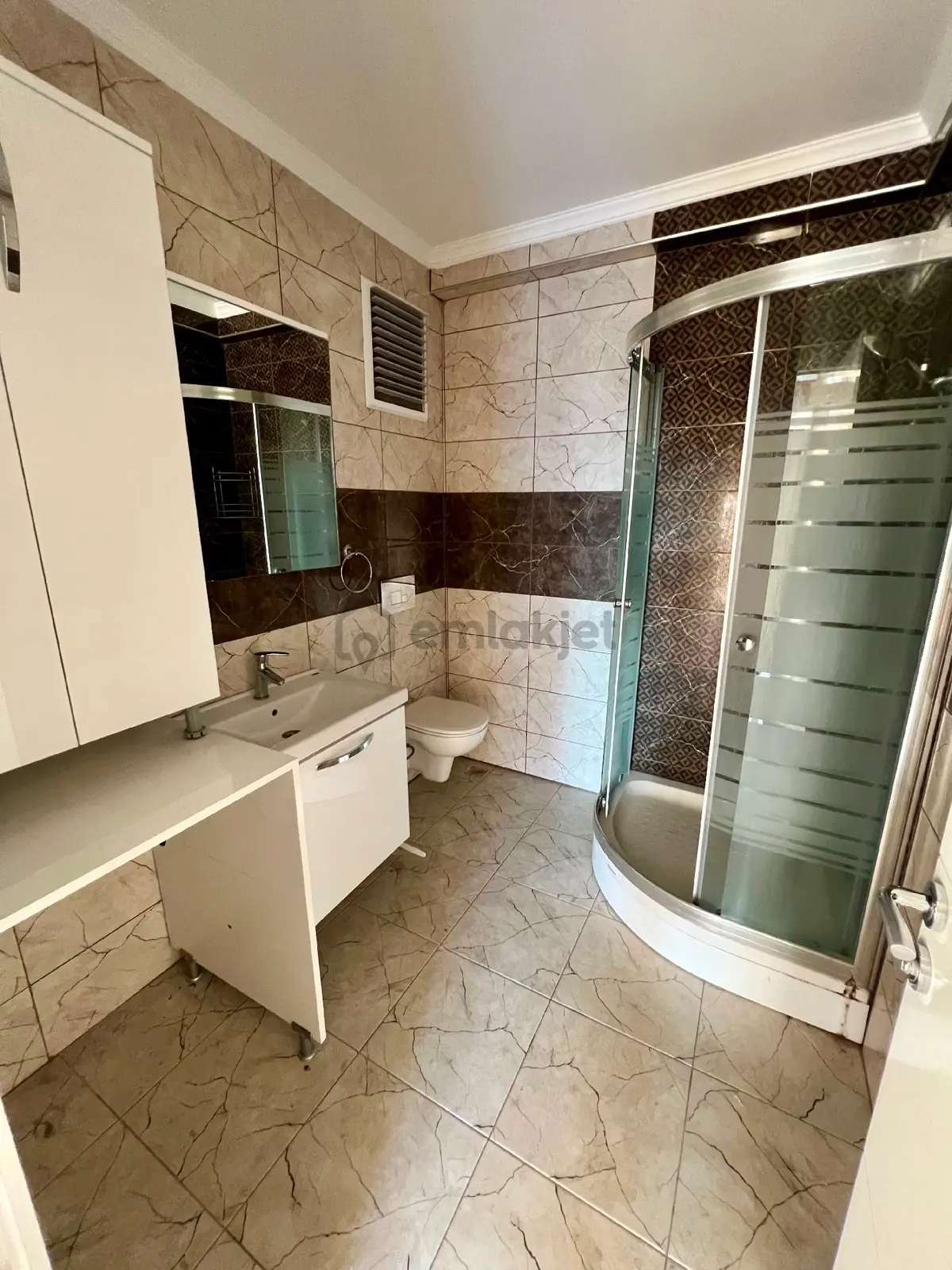 1200 Evler Mahallesinde Satılık 2+1 Daire - 10