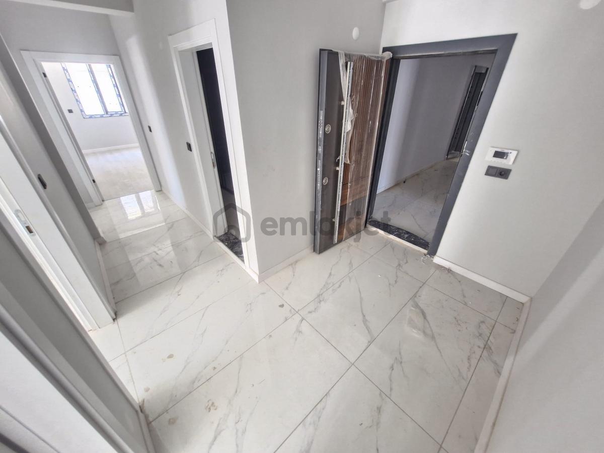 Huzur'dan Harika Konumda 2+1 Ebeveny Banyolu Satılık Daire - 10