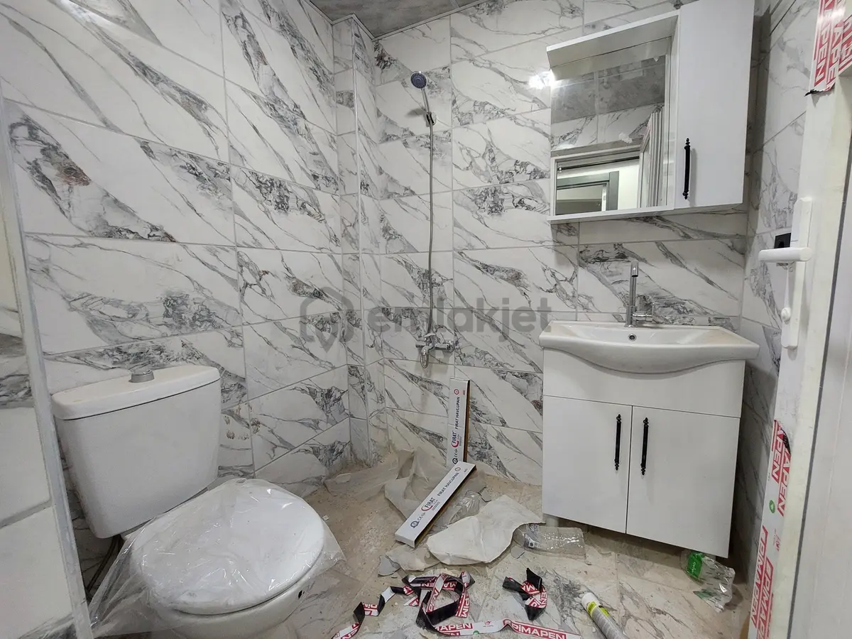 Sıfır Yapı !!! Kuyumcu Kent Civarı - Cadde Üstü Kiralık Atölye - 27