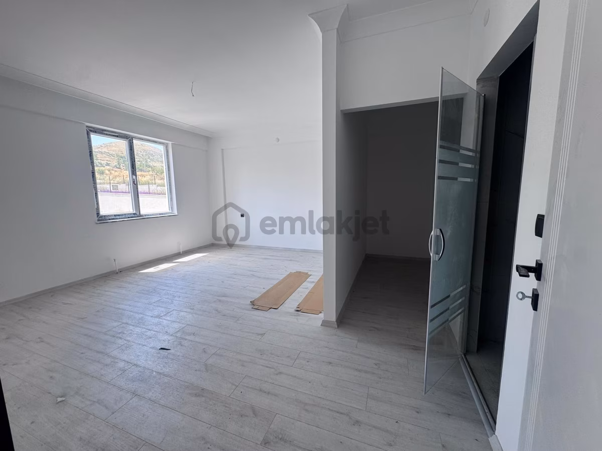 Yenimahalle Yakacık Mahallesinde 4,5+1 - 23