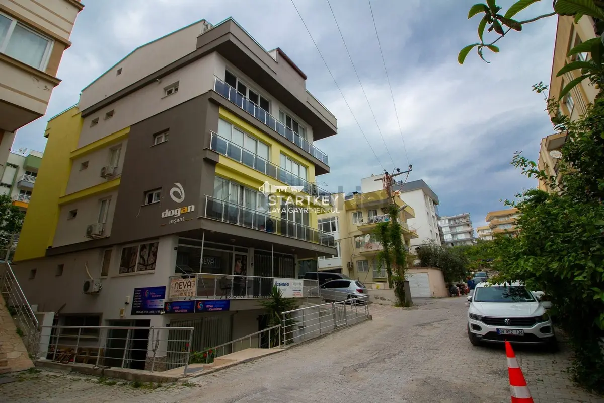 Kuşadası Merkezde Satılık 2+1 Çatı Dubleks Daire - 30