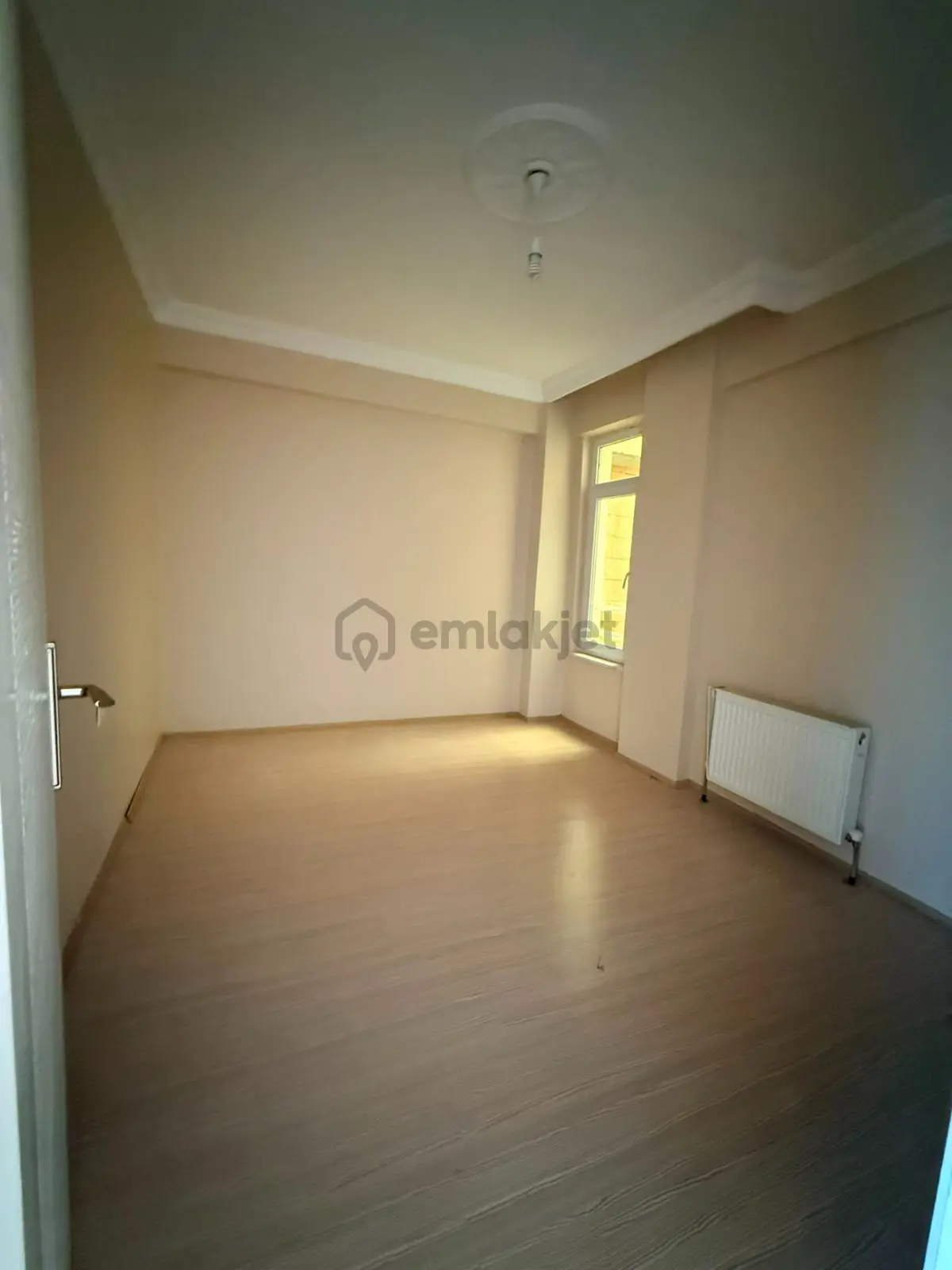 Tunalı Mahallesi 2+1 Cam Balkonlu Kiralık Daire - 15