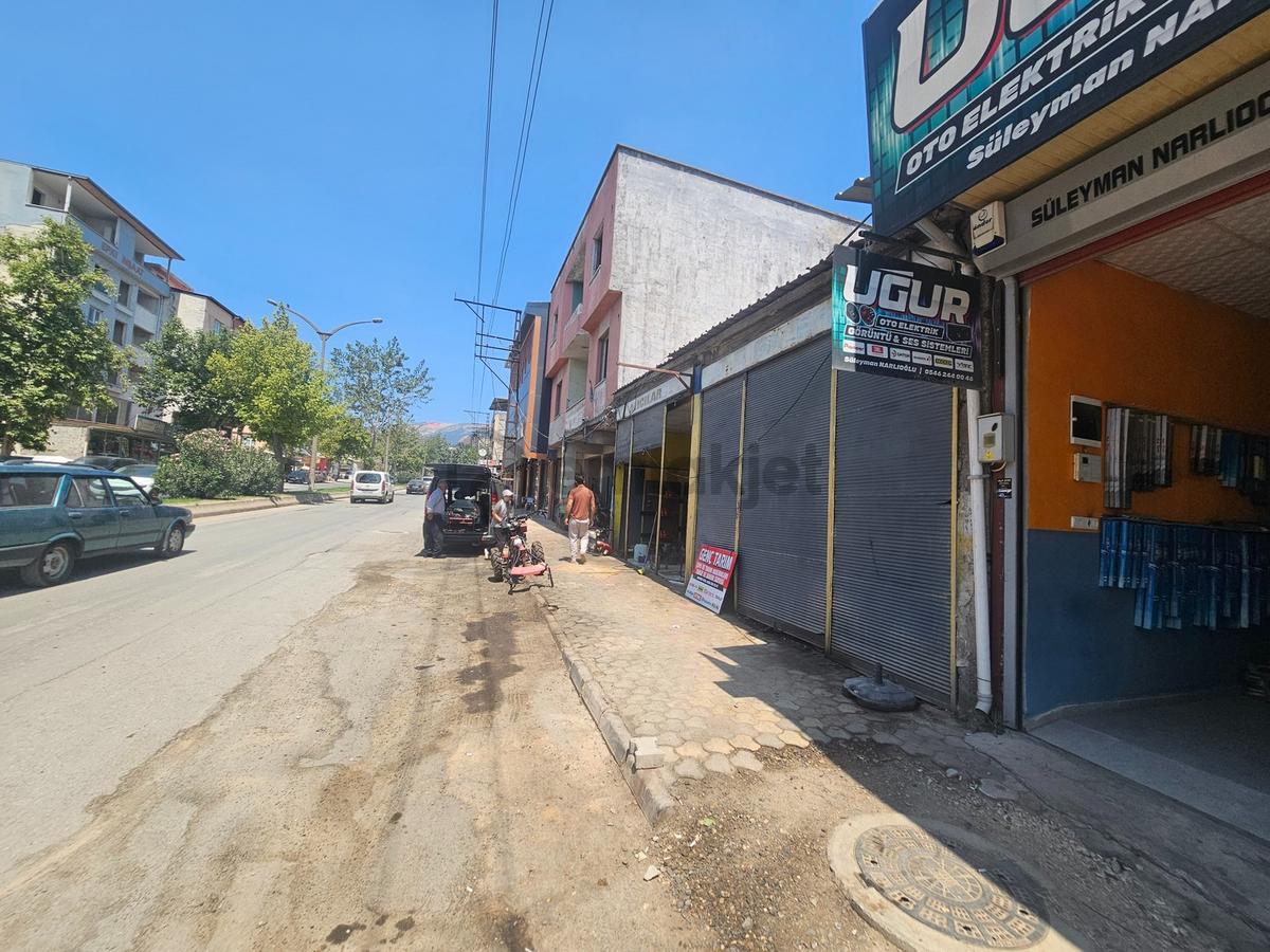 Yeni Rota Emlaktan Cadde Üzeri Satılık İş Yeri Ve Arsası - 12