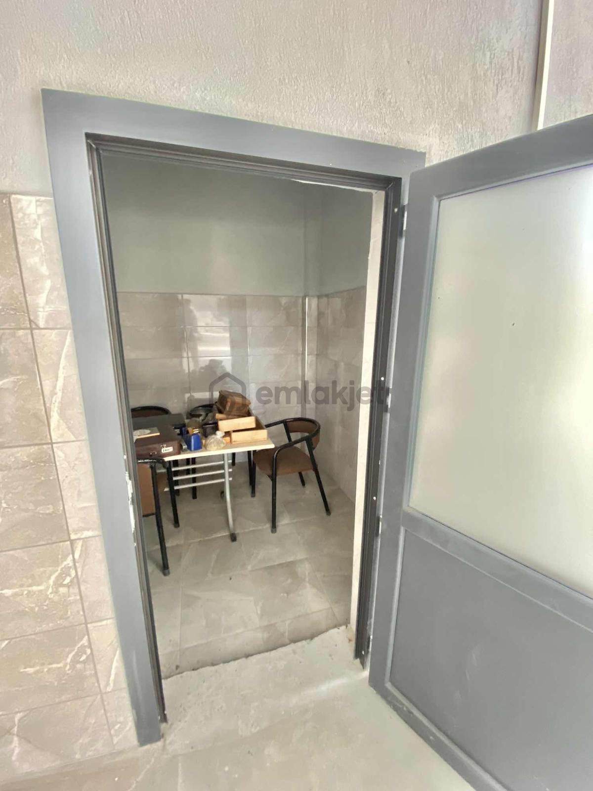 Kiralık 1500 M2 Depo - 23