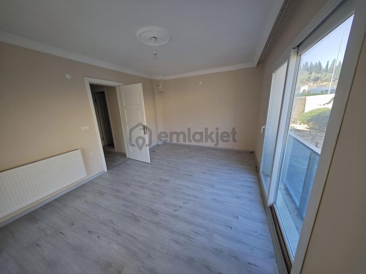 Yenikent Mahallesi'nde Kiralık 2+1 Daire - 14
