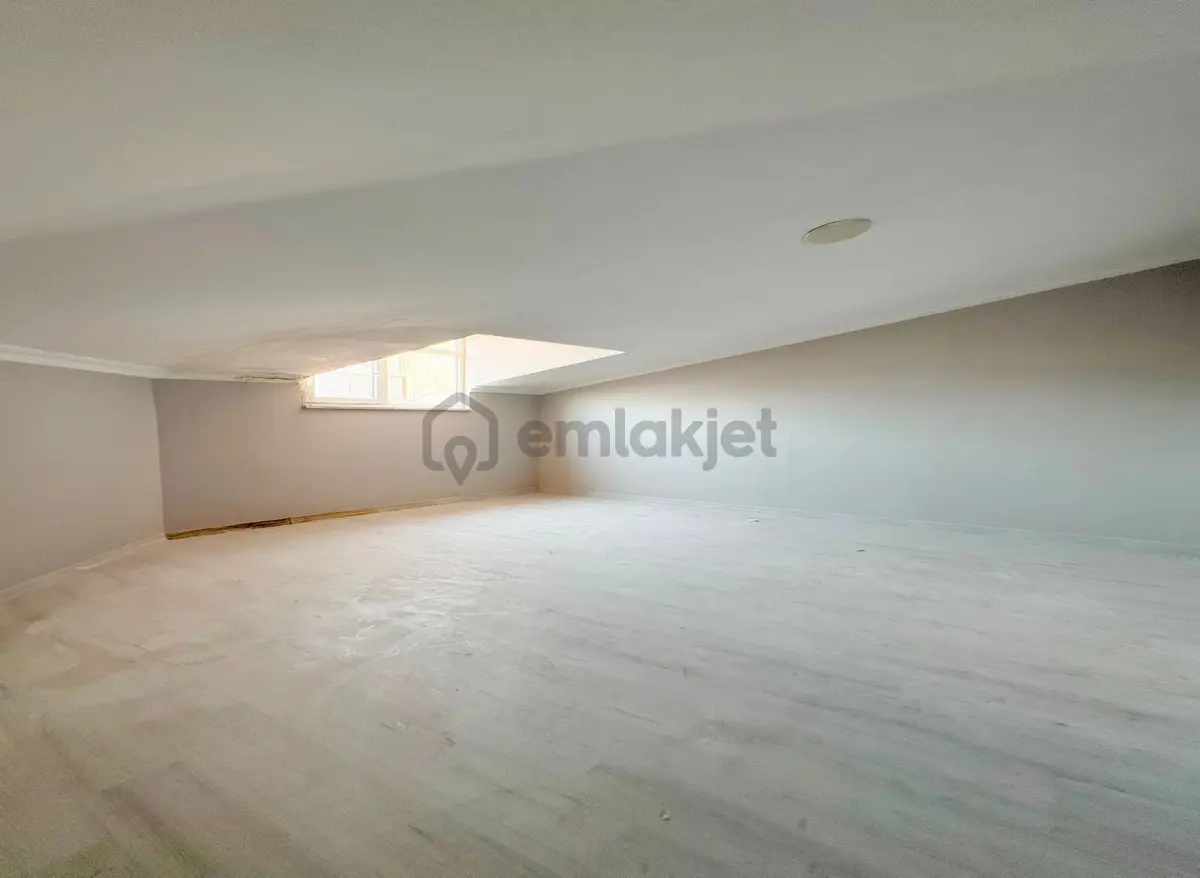 Çınar Mah De Çift Girişli Geniş M2 Satılık 3+2 Dubleks!!!!! - 2