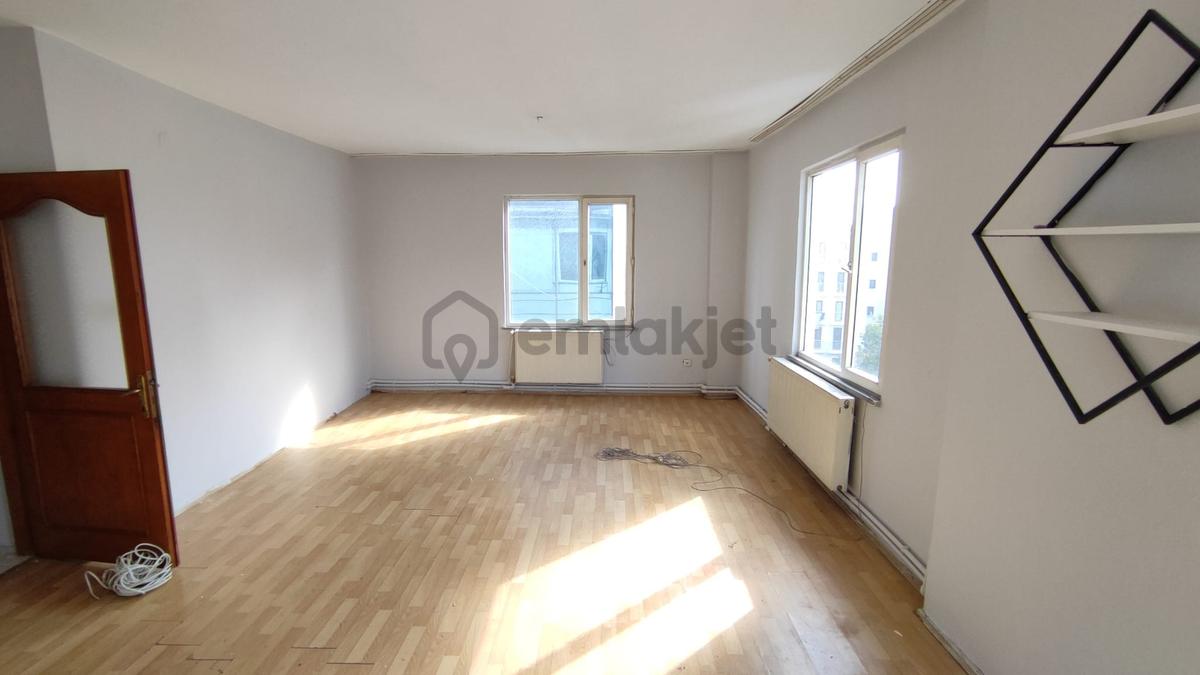 Pendik Metroya Yakın Satılık 4+1 Daire - 25