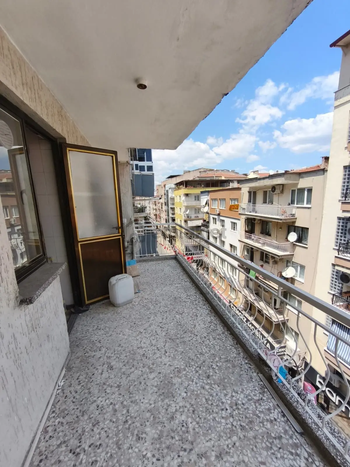 Yarhasanlar Mahallesi Cadde Üzerinde 3+1 Kiralık Daire - 23