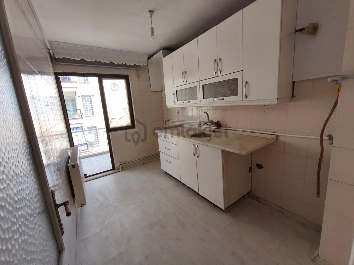 Yarhasanlar Mahallesi Cadde Üzerinde 3+1 Kiralık Daire - 33