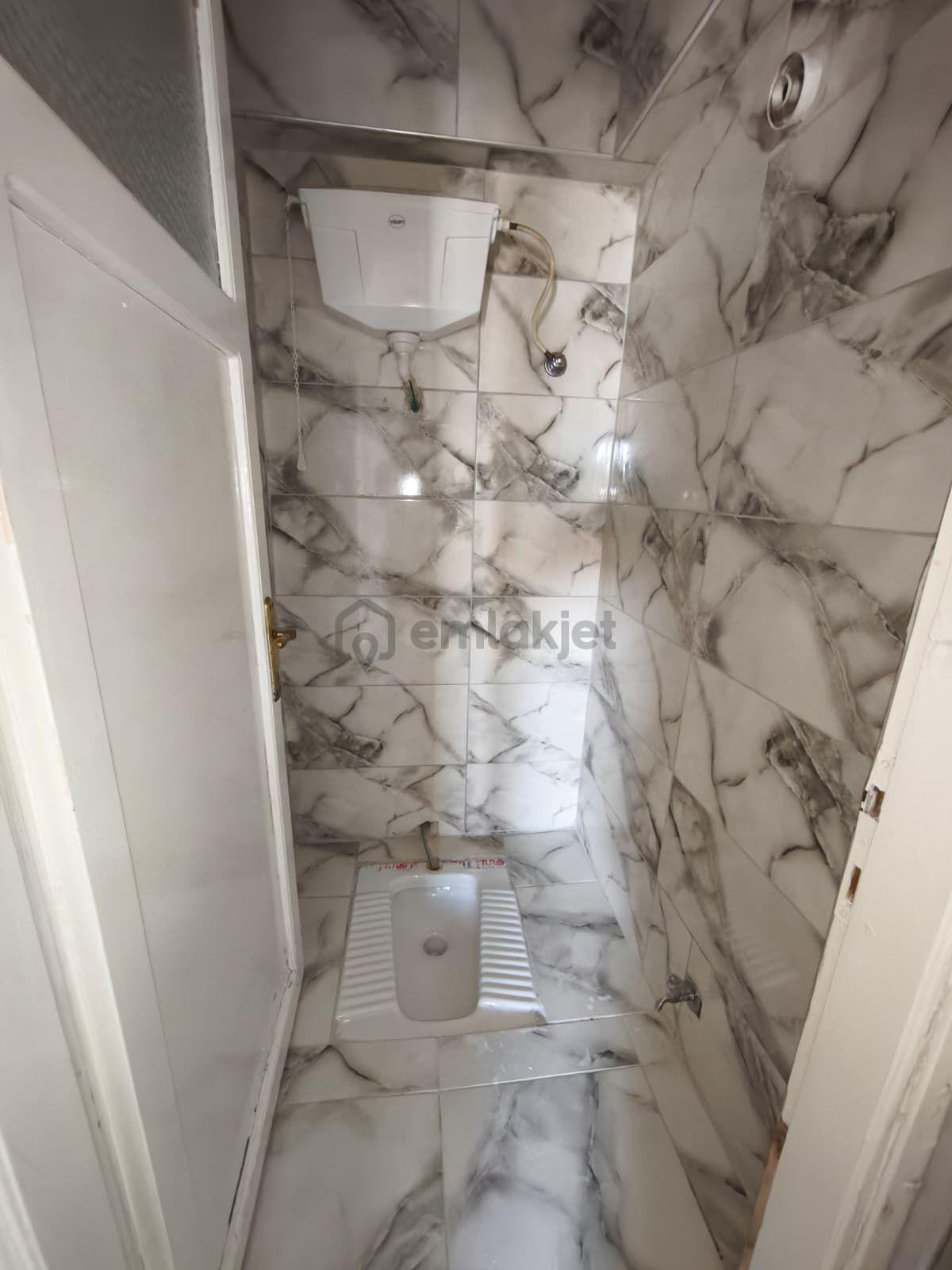 Yarhasanlar Mahallesi Cadde Üzerinde 3+1 Kiralık Daire - 25