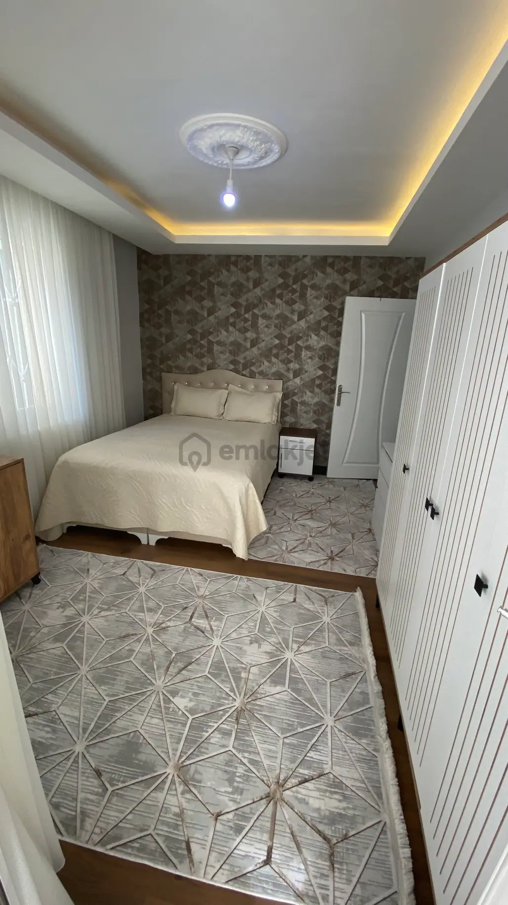 Acil Satılık Masrafsız 3+1 Daire - 11