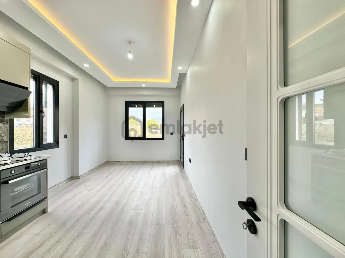 ꧁ay Emlaktan꧂akçay-güre Arasında Denize Yakın Geniş Bahçe Kullanımlı Müstakil Tadında 2+1 Daire - 12