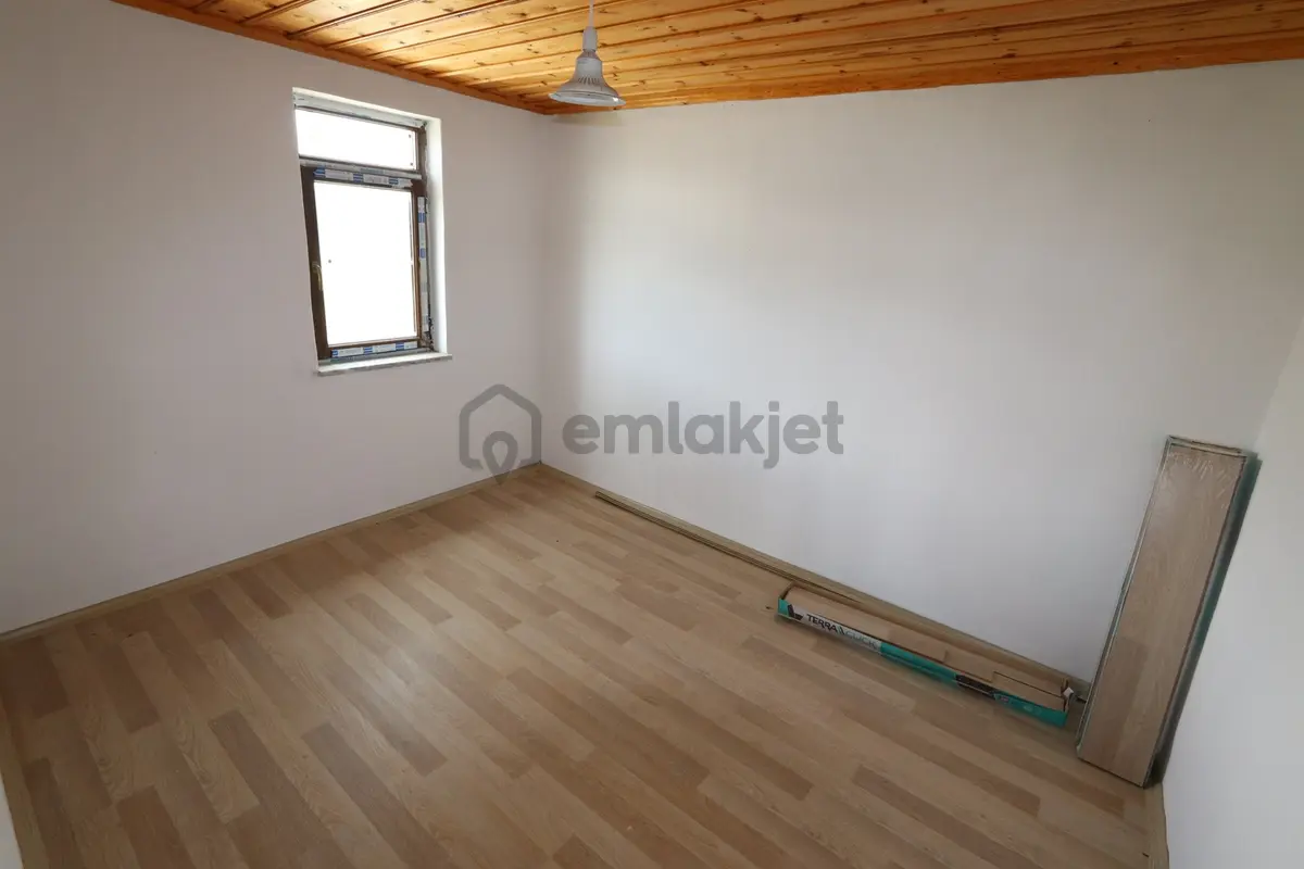 Beypazarı Karaşar Göl Manzaralı İskanlı 2+1 Villa - 30