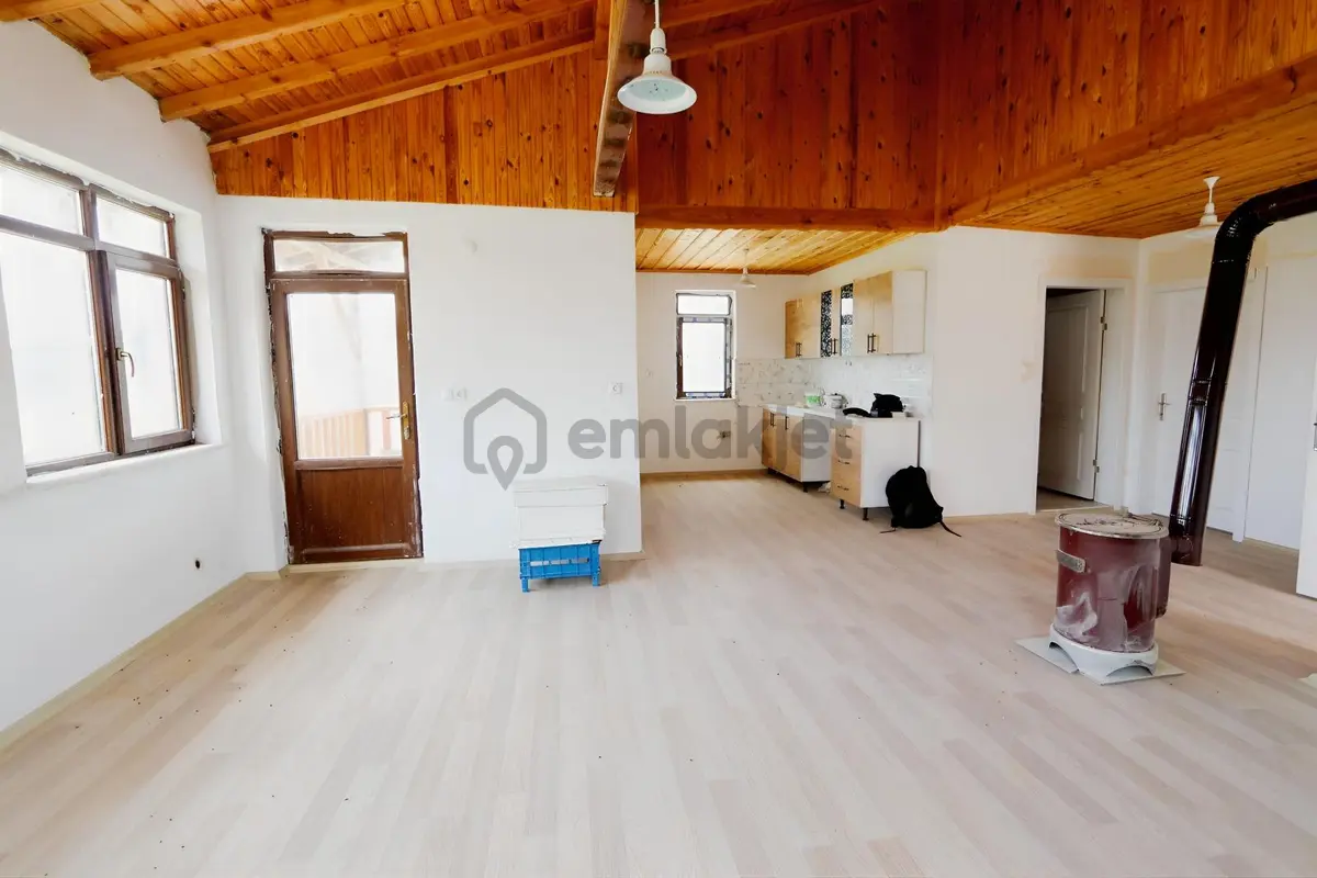 Beypazarı Karaşar Göl Manzaralı İskanlı 2+1 Villa - 16