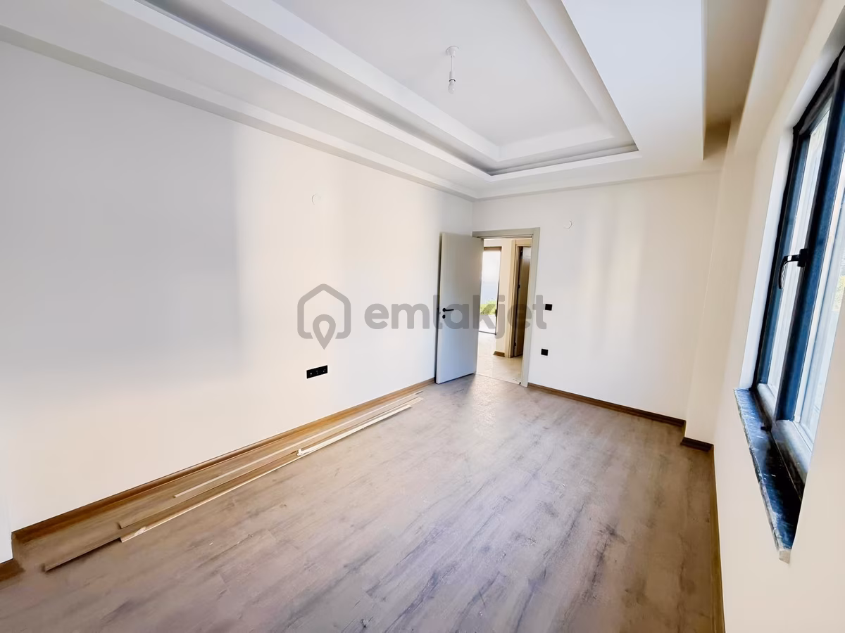 Enya'dan Şıralık Mah. Asmalı Begonvılde 5+1 Tekil Villa - 10