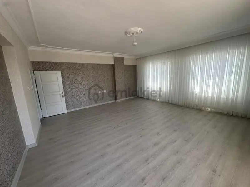 Ceylan Avm Arkasında Full Masraflı 3+1 Satılık Daire - 4