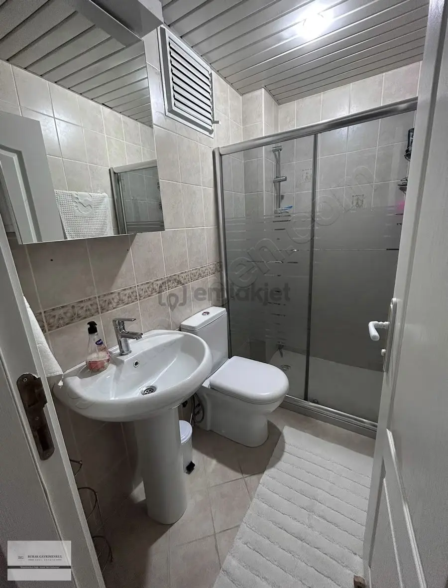 Batıkent Gülbahçe Sitesi Full Yapılı Ara Kat Ebeveyn Banyolu - 11