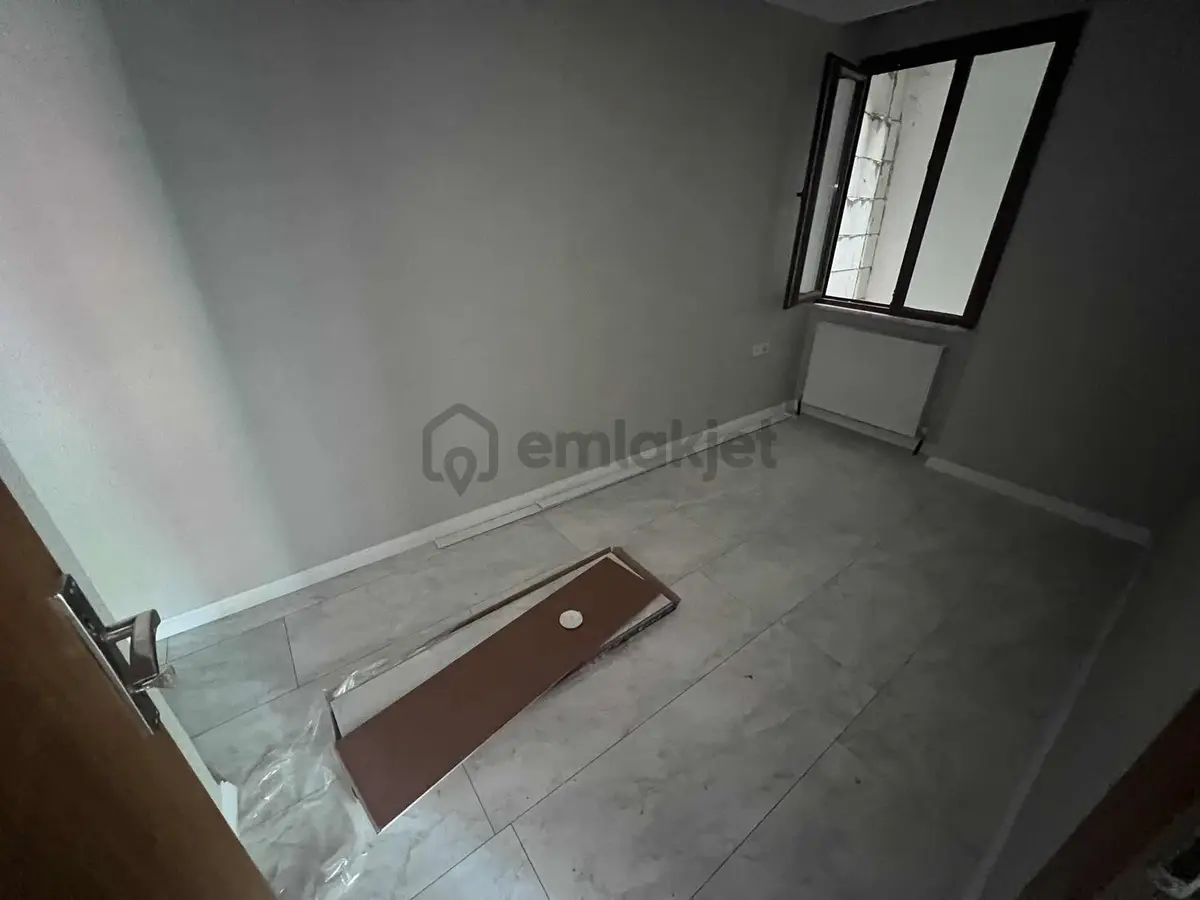 Hastane Dibi Satılık Temiz Arakat Daire - 5